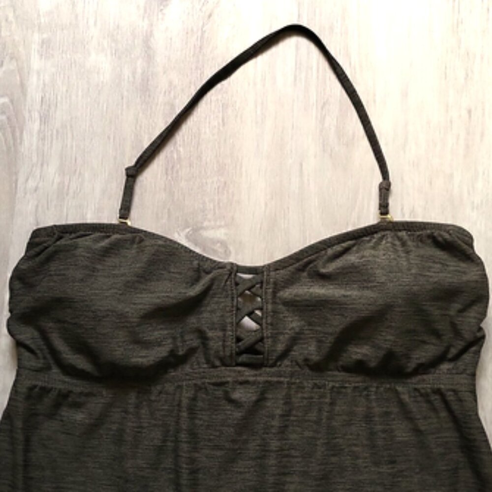 Mossimo Dark Green Swim suit Women" size L top & M bottom - Picture 2 of 7